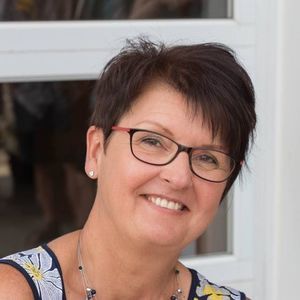 Meet your Posher, Carole